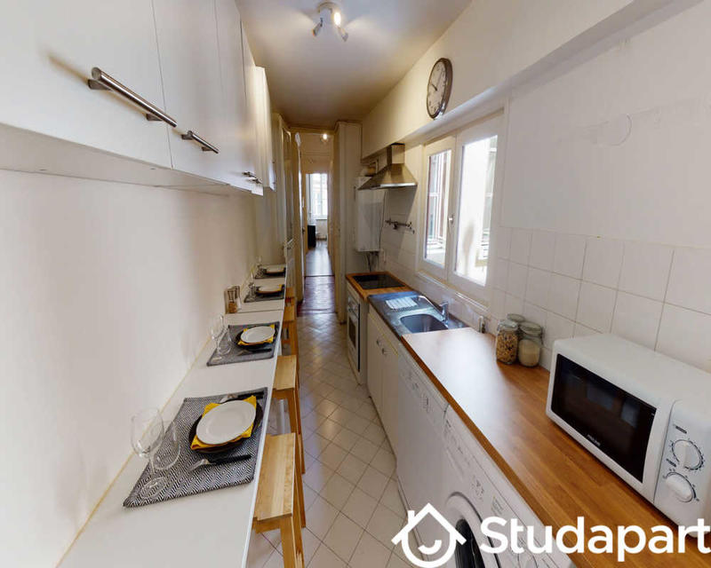 Chambre - 90 m² - 1 pièce