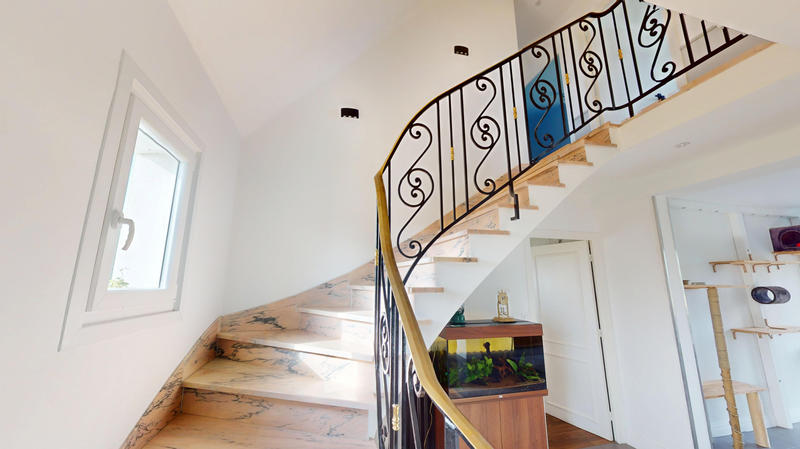 Maison - 165 m² - 7 pièces