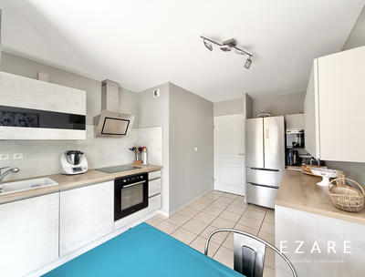 Appartement - 128 m² - 5 pièces