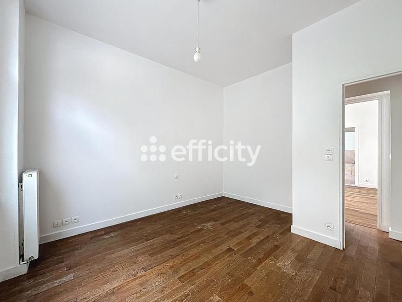 Appartement - 84 m² - 4 pièces