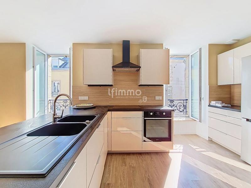 Appartement - 85 m² - 3 pièces