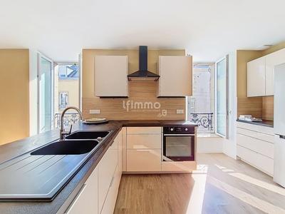 Appartement - 85 m² - 3 pièces