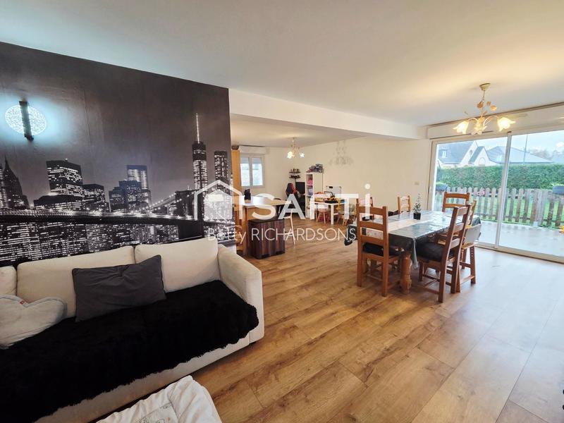 Maison - 112 m² - 8 pièces