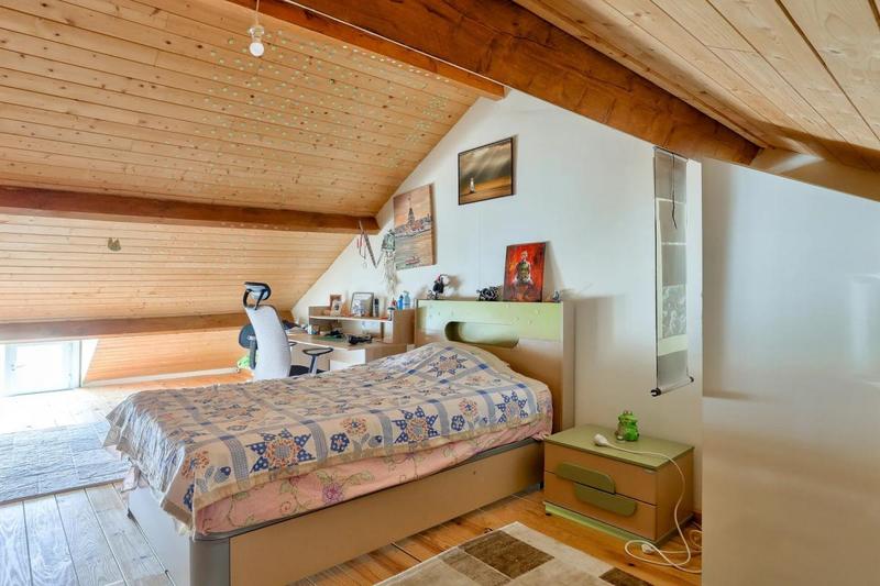 Maison - 301 m² - 12 pièces