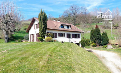 Maison - 184 m² - 6 pièces