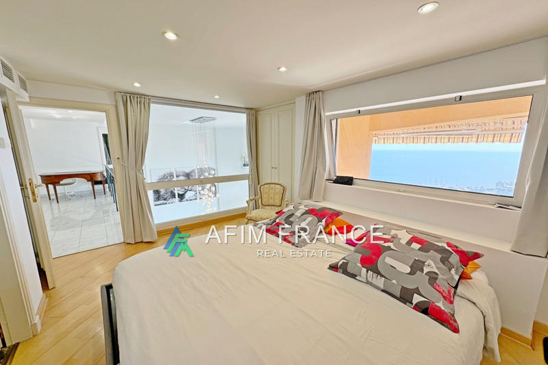 Appartement - 167 m² - 5 pièces