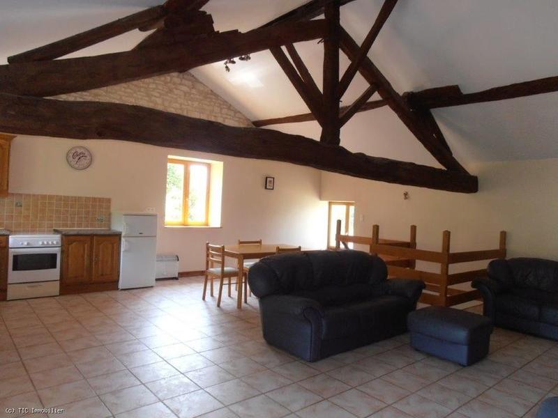 Maison en pierre - 96 m² - 4 pièces