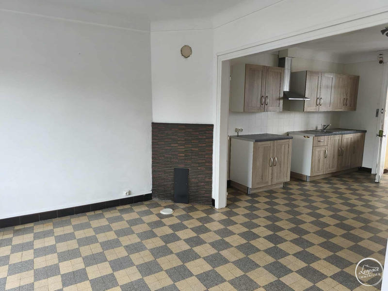 Maison traditionnelle - 152 m² - 6 pièces