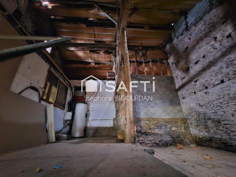 Maison de village - 142 m² - 6 pièces