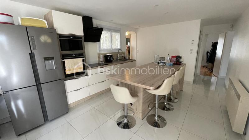 Maison - 135 m² - 6 pièces