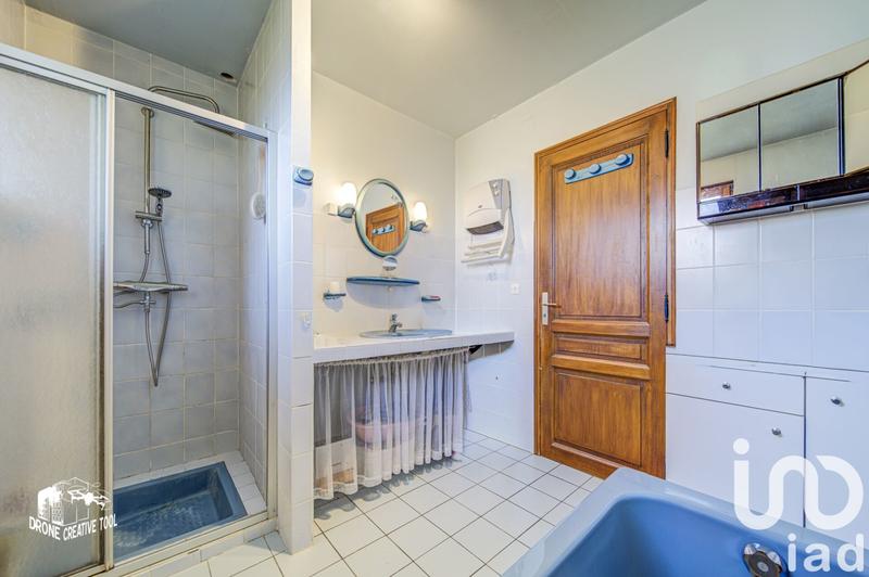 Maison - 96 m² - 5 pièces