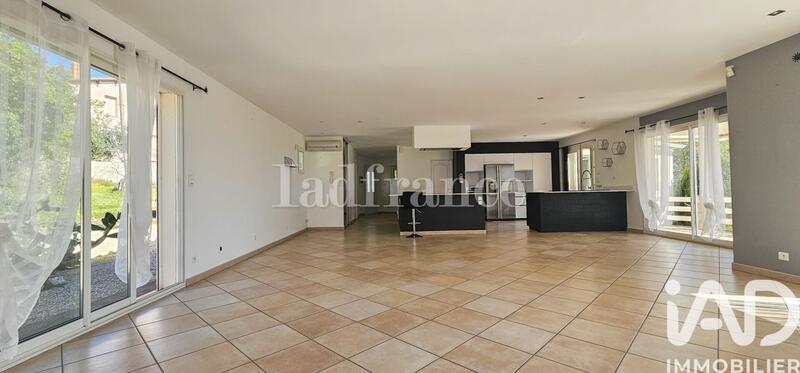 Maison - 157 m² - 4 pièces