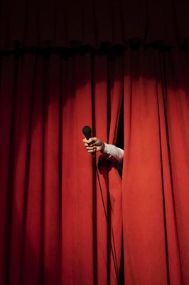 "Quand le Livre Dialogue avec la Danse"