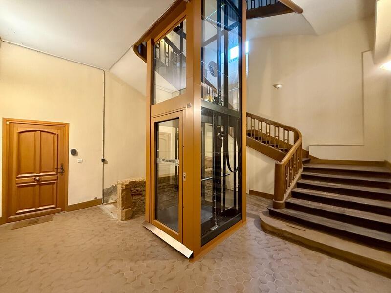 Appartement - 90 m² - 3 pièces