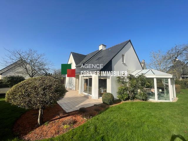 Pavillon - 160 m² - 6 pièces