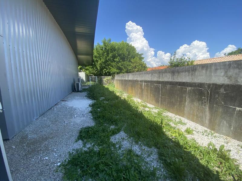 Local commercial - 127 m²