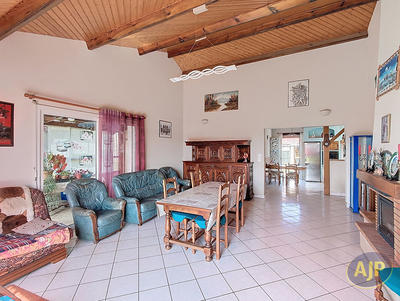 Maison - 125 m² - 5 pièces