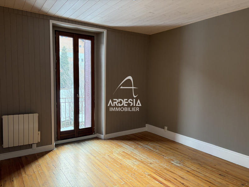 Appartement - 83 m² - 4 pièces