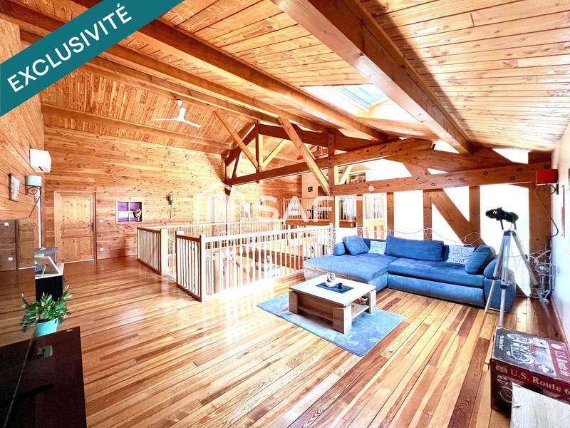 Maison - 233 m² - 5 pièces