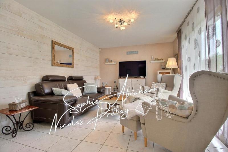 Maison - 165 m² - 9 pièces