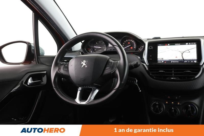Peugeot 208 1.6 Blue-HDi Style 5p 100 ch
