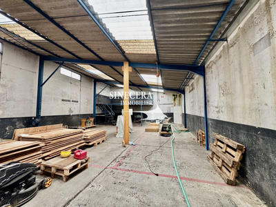 Local commercial - 358 m²