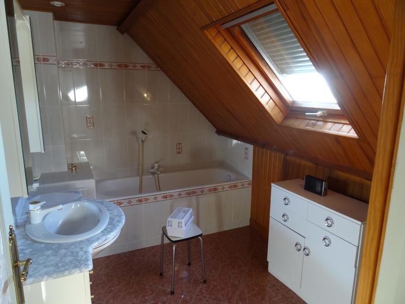 Maison - 115 m² - 8 pièces