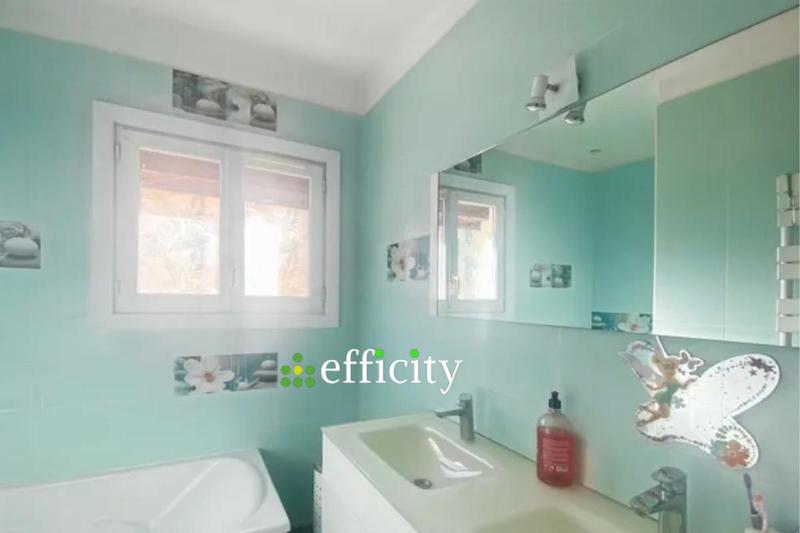 Maison - 110 m² - 6 pièces