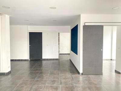 Bureau - 110 m² - 5 pièces