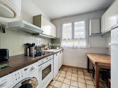 Appartement - 83 m² - 5 pièces