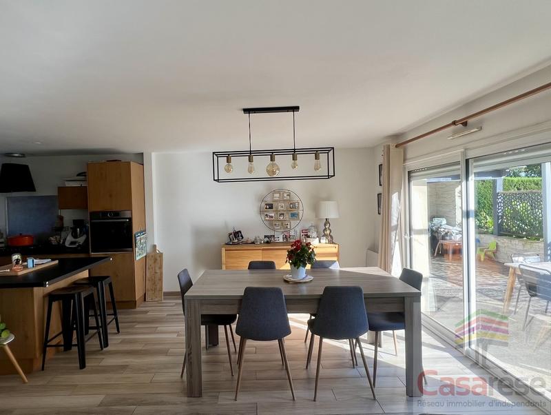 Maison - 143 m² - 5 pièces