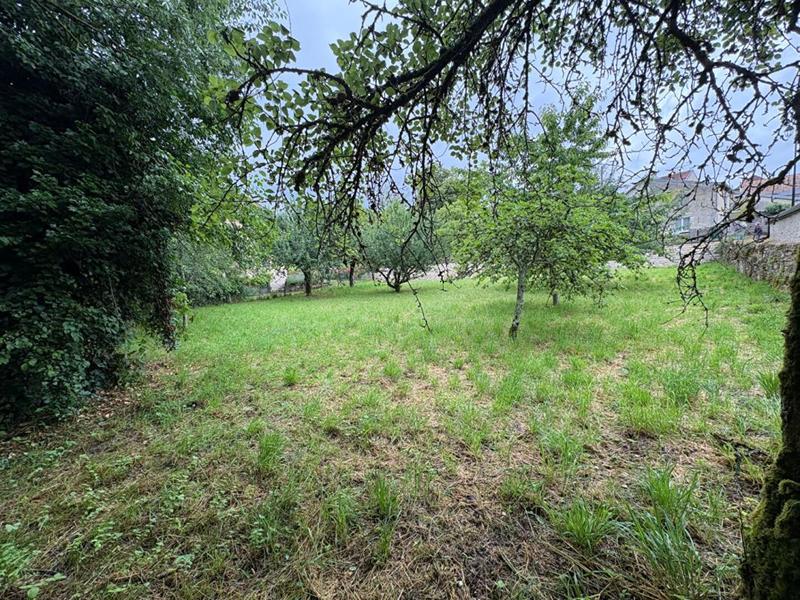 Terrain constructible - 728 m²