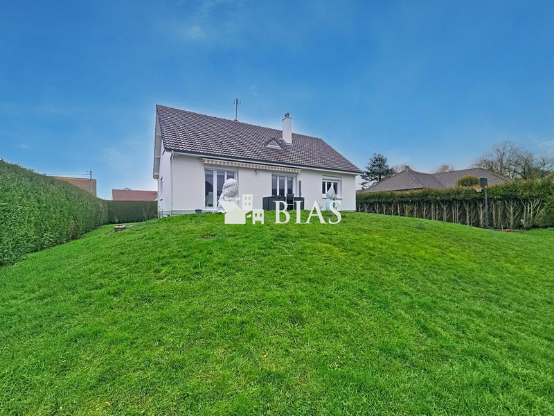 Maison - 122 m² - 5 pièces