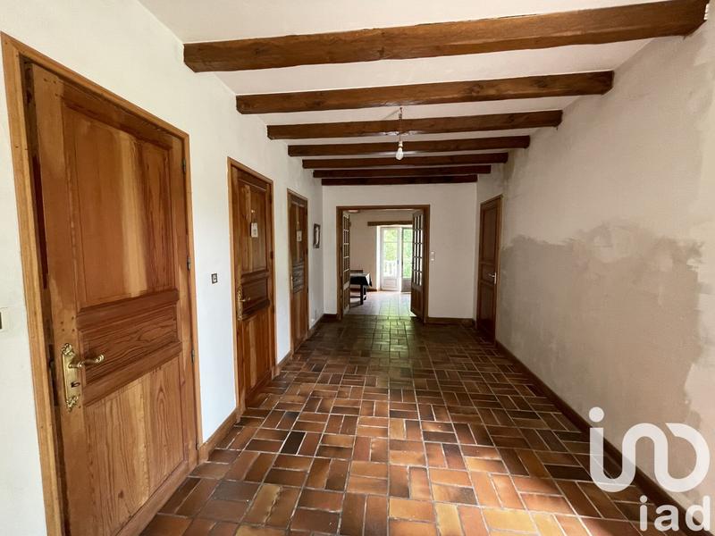 Maison - 222 m² - 7 pièces