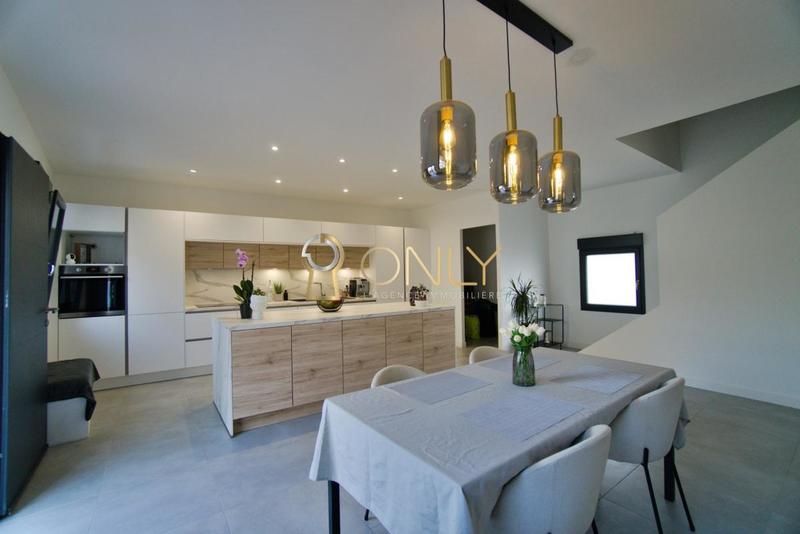 Maison - 133 m² - 4 pièces