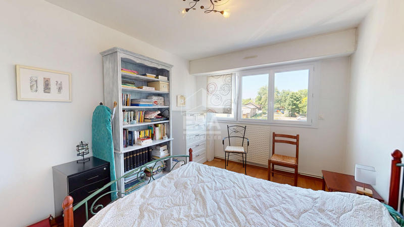 Appartement - 102 m² - 4 pièces