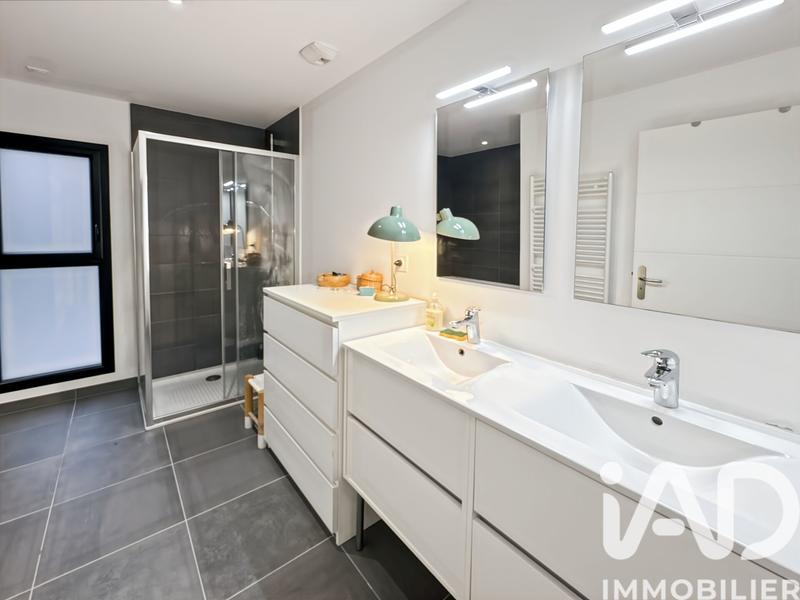 Maison - 162 m² - 6 pièces