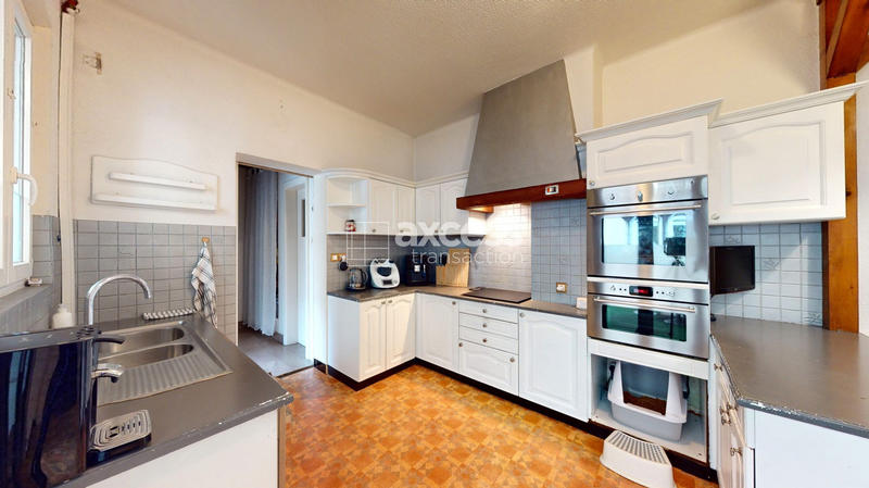 Duplex - 199 m² - 9 pièces