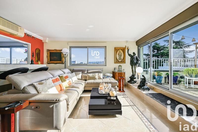 Appartement - 141 m² - 5 pièces