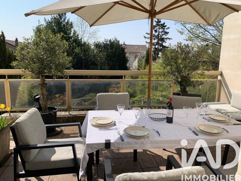 Maison de maîtres - 250 m² - 7 pièces