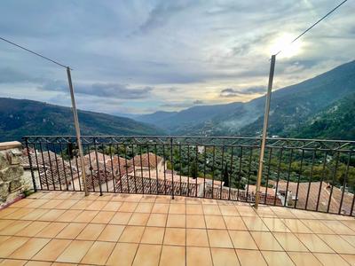 Maison de village - 125 m² - 6 pièces