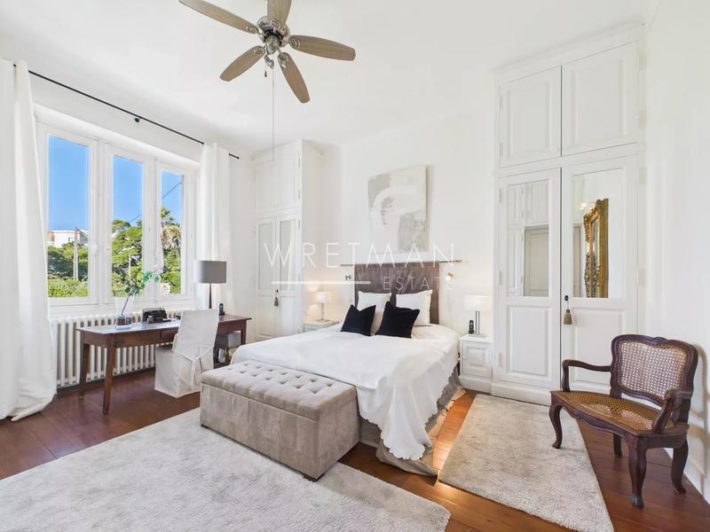 Appartement - 111 m² - 3 pièces