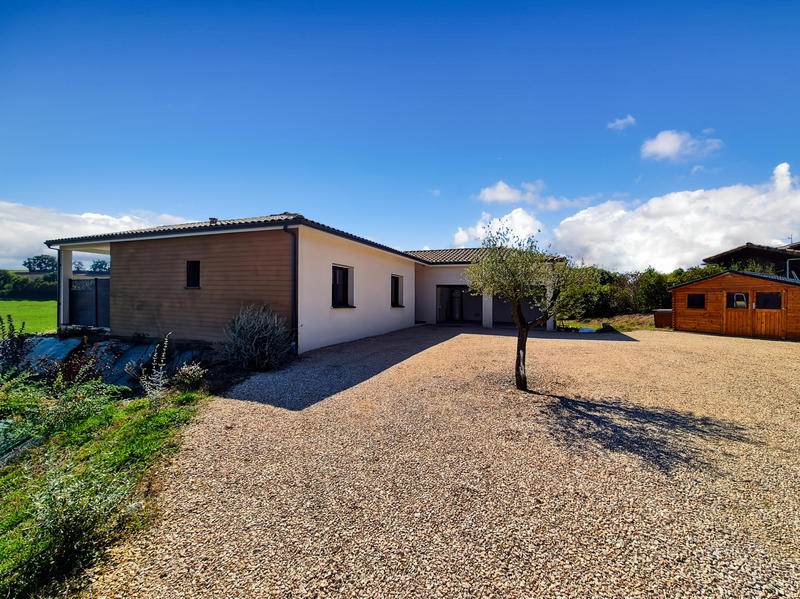 Maison - 105 m² - 4 pièces