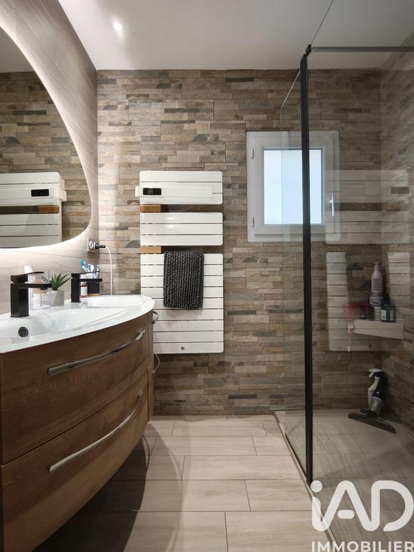 Maison - 122 m² - 5 pièces