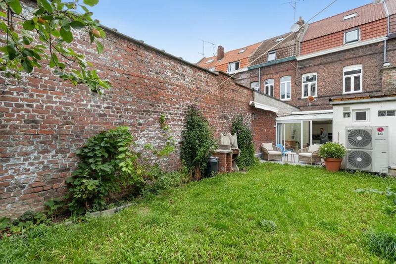 Maison - 142 m² - 6 pièces