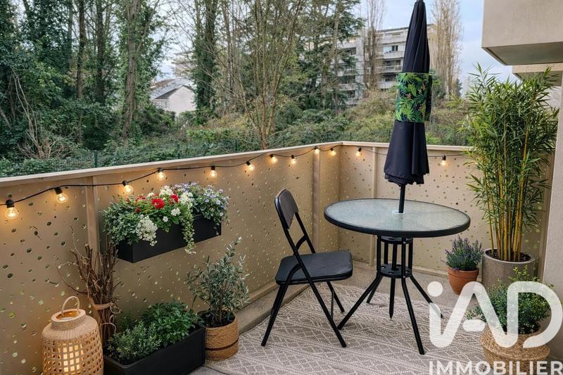 Appartement - 80 m² - 4 pièces