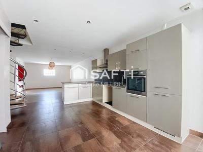 Maison de ville - 82 m² - 3 pièces