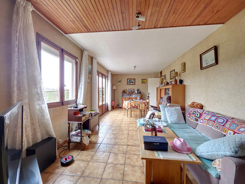 Maison - 93 m² - 4 pièces