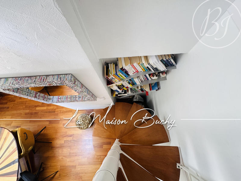 Maison - 167 m² - 6 pièces