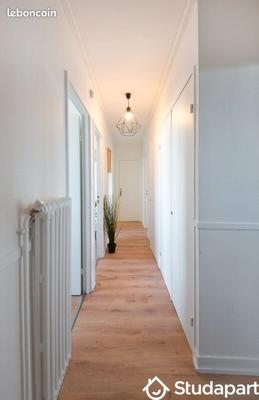 Chambre - 9 m² - 1 pièce